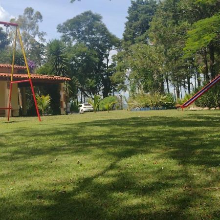 Madre & Hija Hotel Piedade  Exterior photo